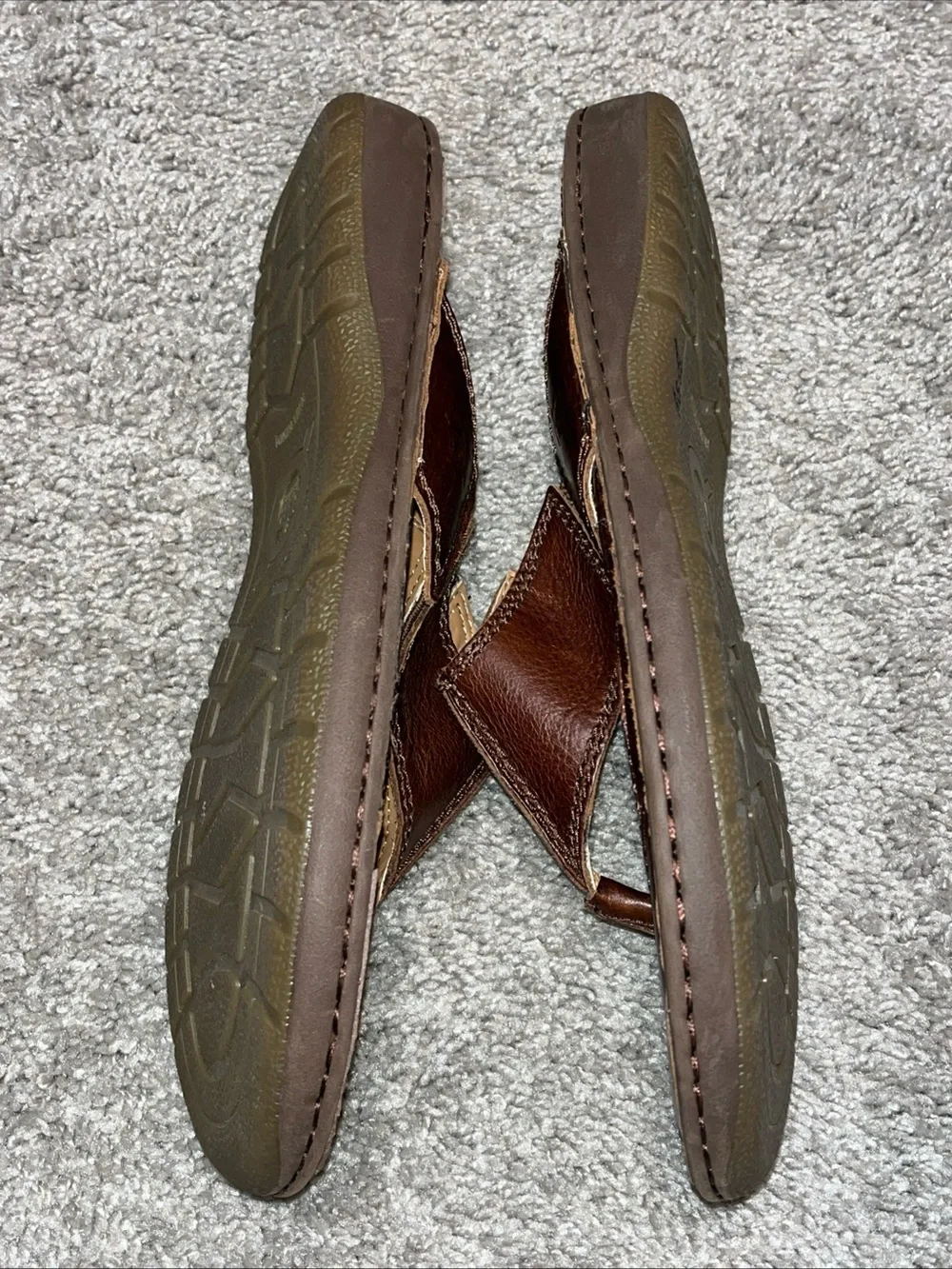 Born Jonah Sandals Mens 11 Brown Leather Thong Casual Comfort Shoes Hand Crafted